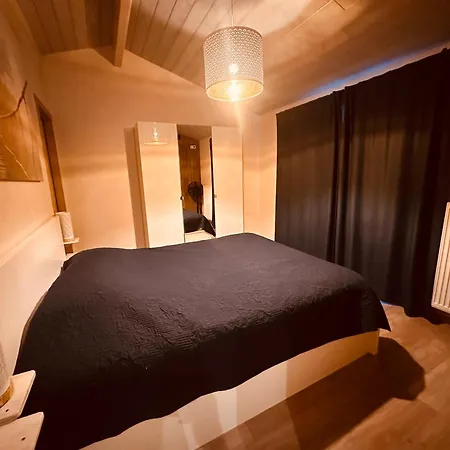 Des Campanules Avec Sauna Domek alpejski
